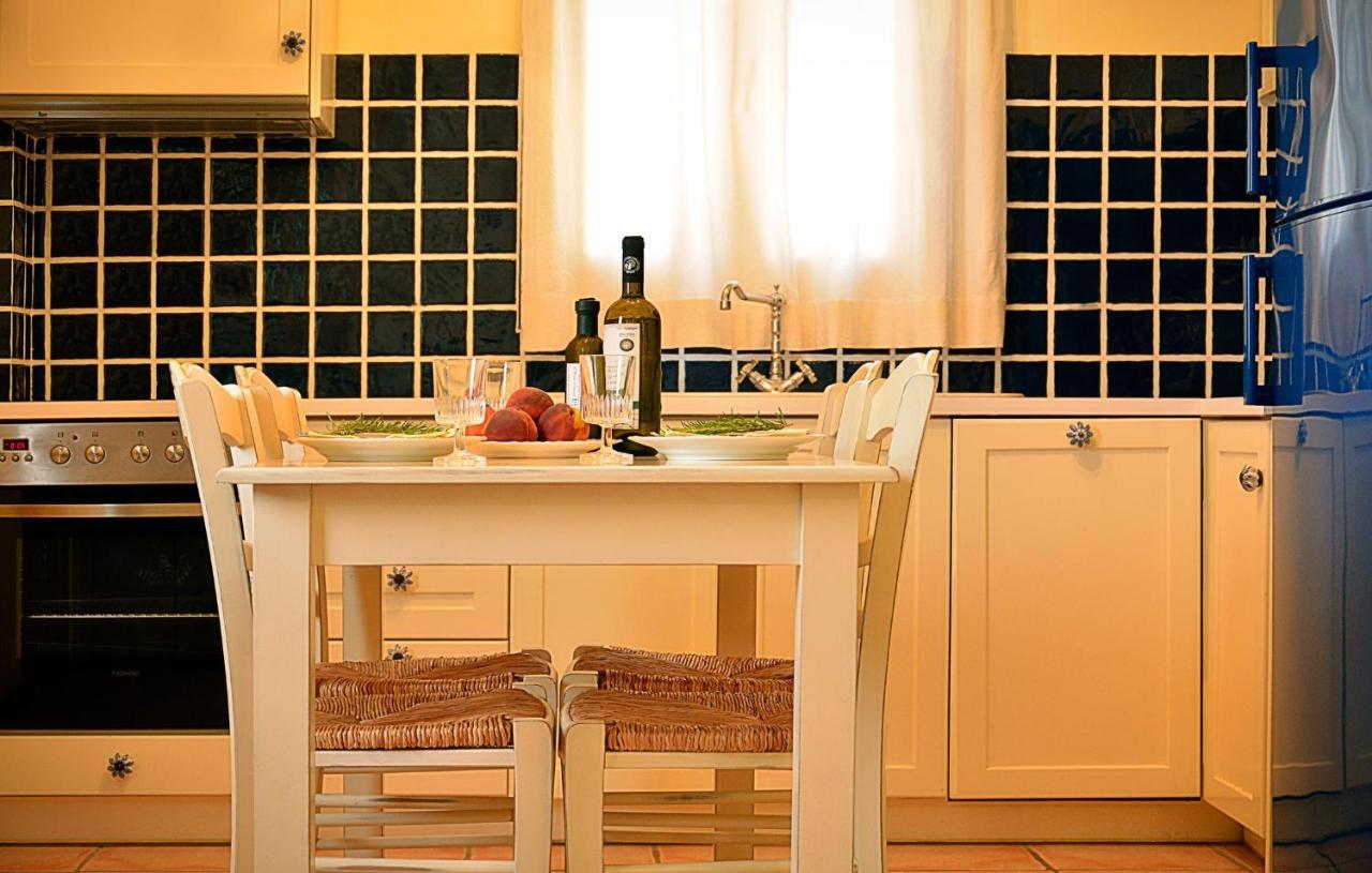 Olive Coast Suites باليكاسترون المظهر الخارجي الصورة