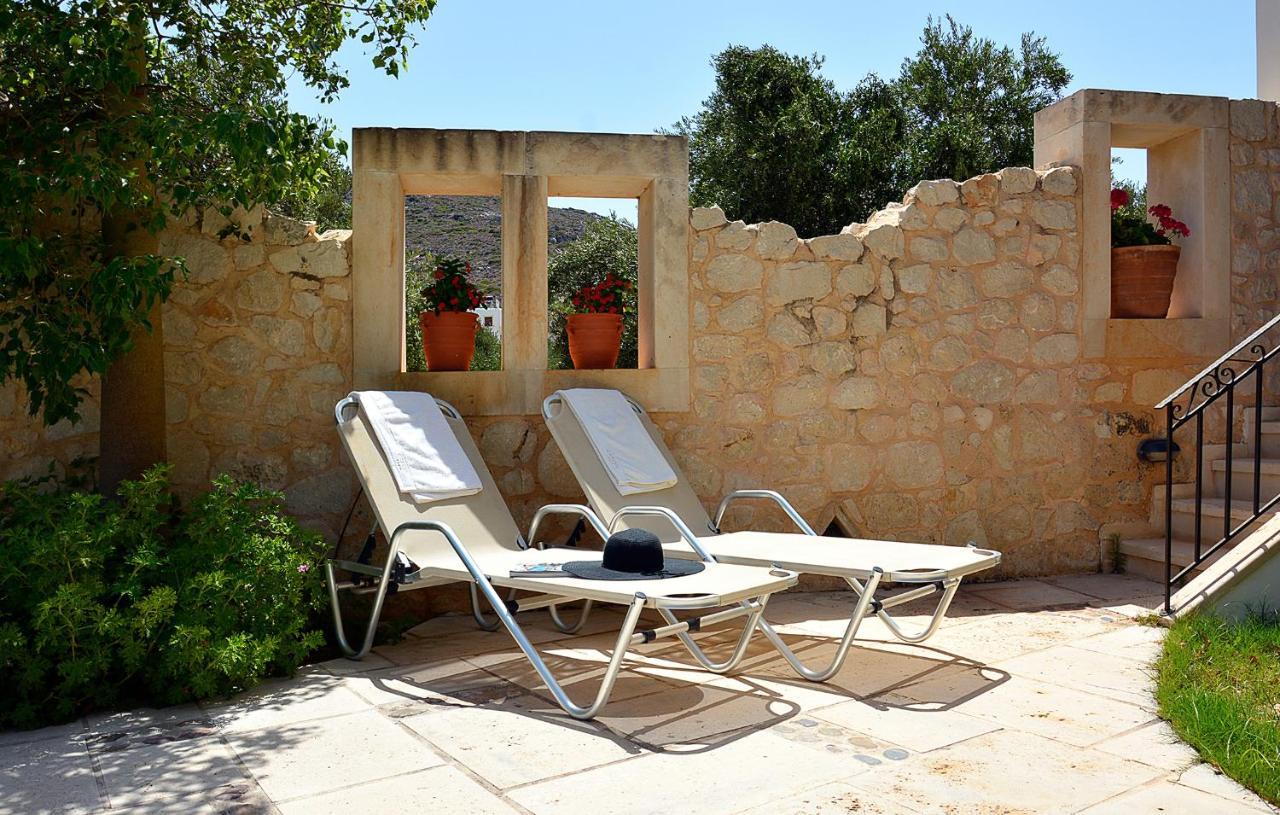 Olive Coast Suites باليكاسترون المظهر الخارجي الصورة