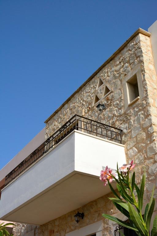Olive Coast Suites باليكاسترون المظهر الخارجي الصورة